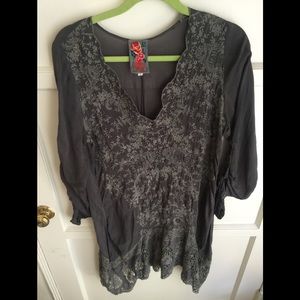 Beautiful JohnnWas tunic